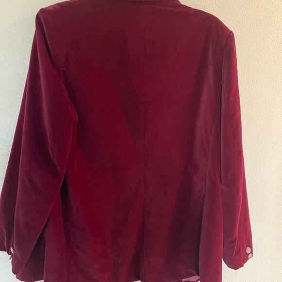 Recollections Burgundy Velvet Blazer - Picture 2 of 5